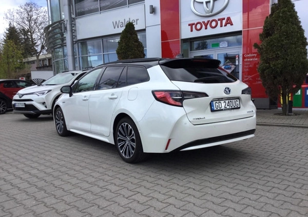 Toyota Corolla cena 89900 przebieg: 141476, rok produkcji 2019 z Świebodzin małe 326
